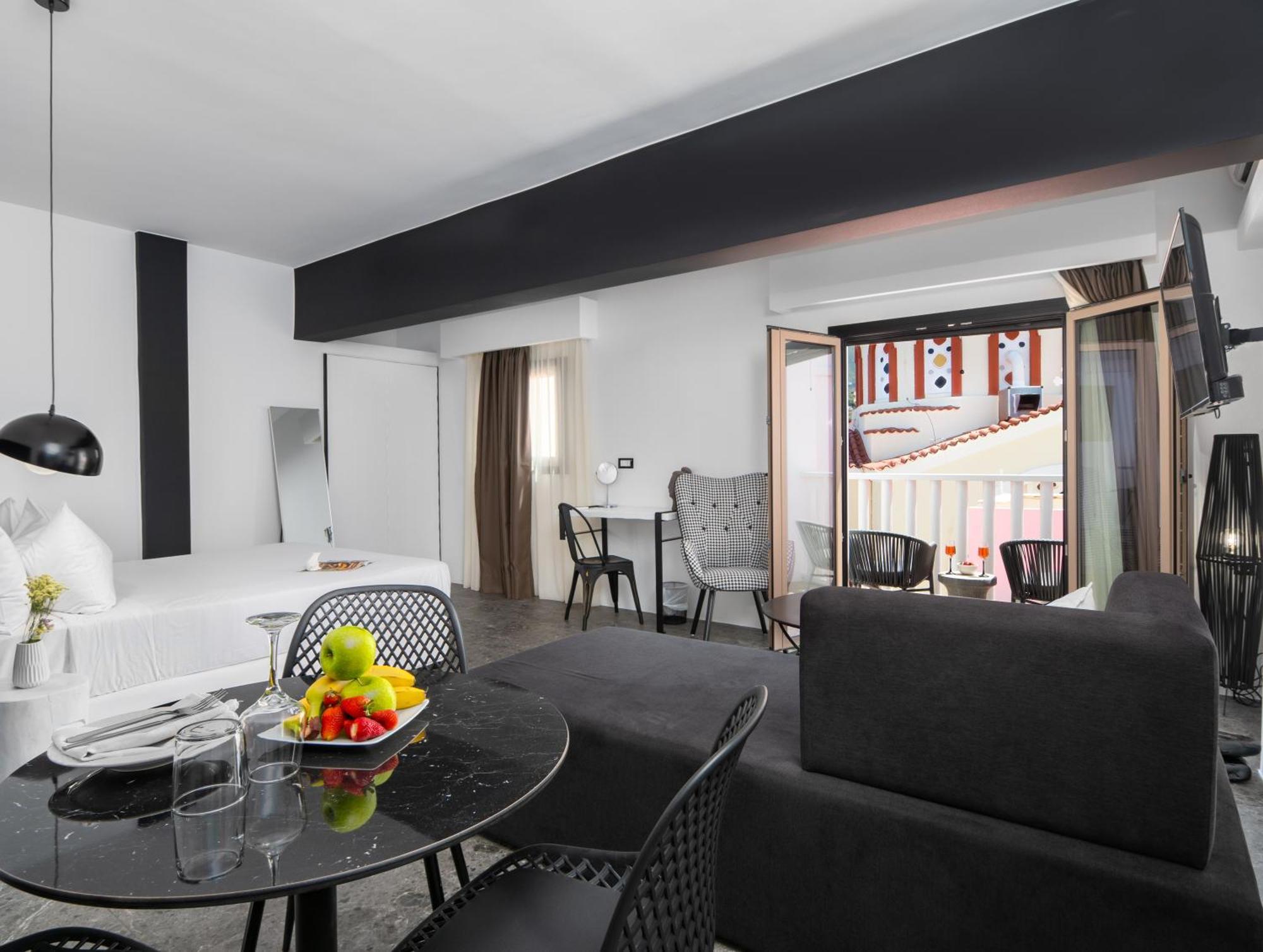 Kalypso Suites Hotel - Adults Only エロウンダ エクステリア 写真